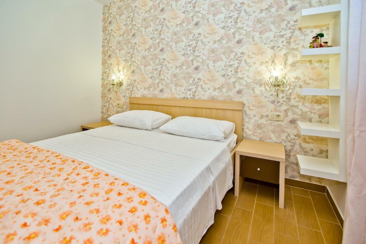 Island Hvar Seaside Villa Levanda With Beach, Pool & Seaview Hvar Town Exterior photo